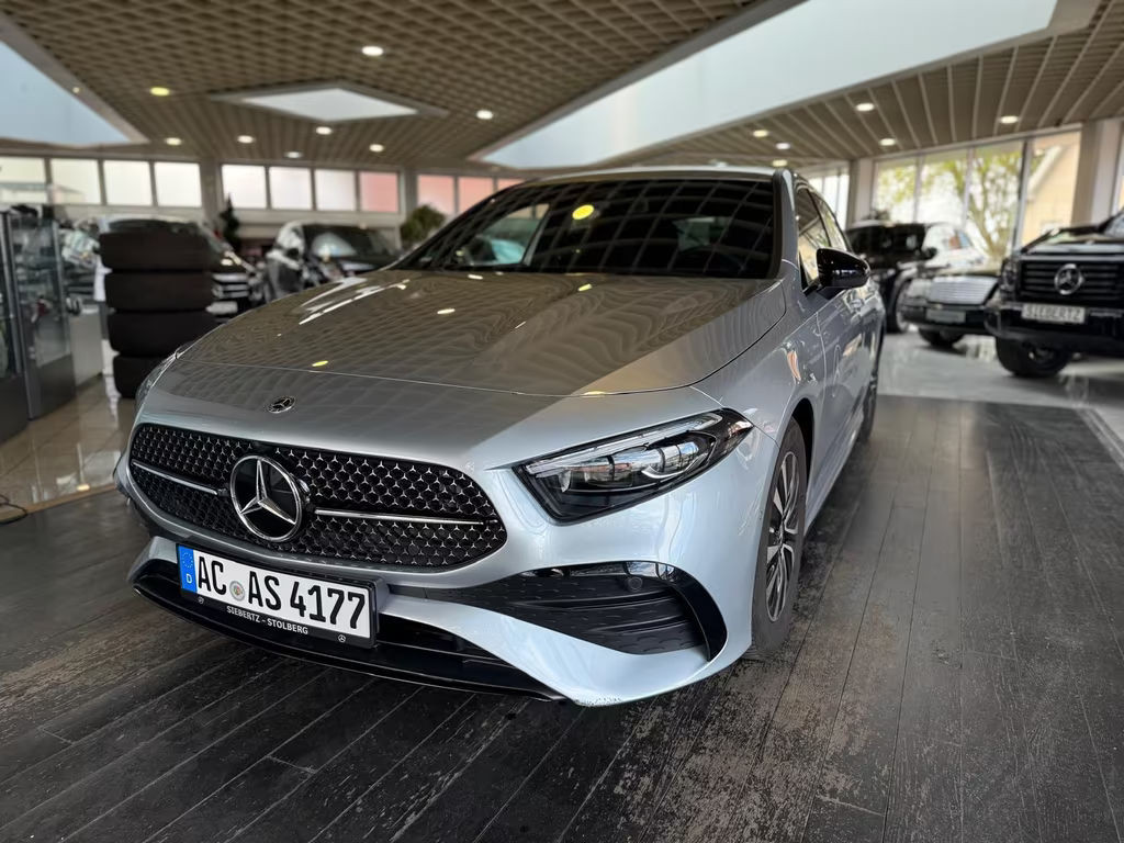 Mercedes-Benz A-Klasse 2025 Benzine