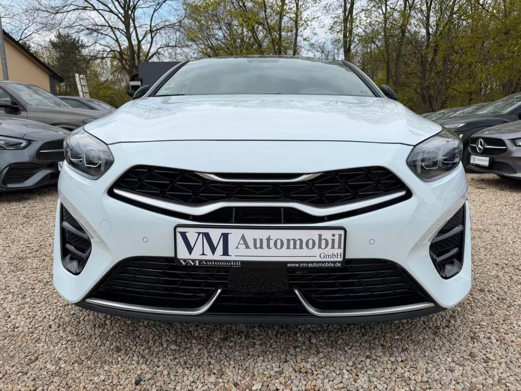 Kia ProCeed