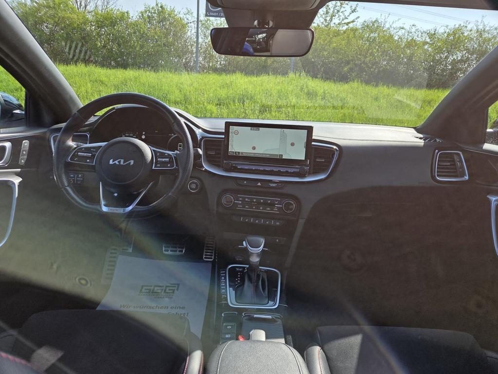 Kia ProCeed