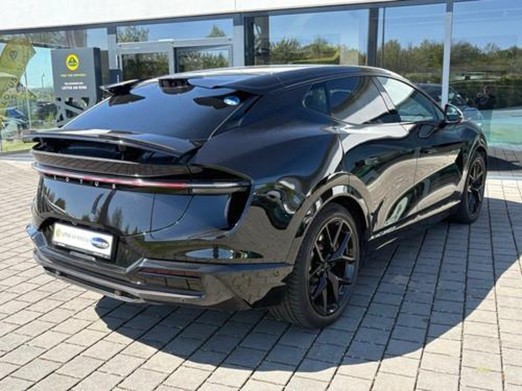 Lotus Eletre