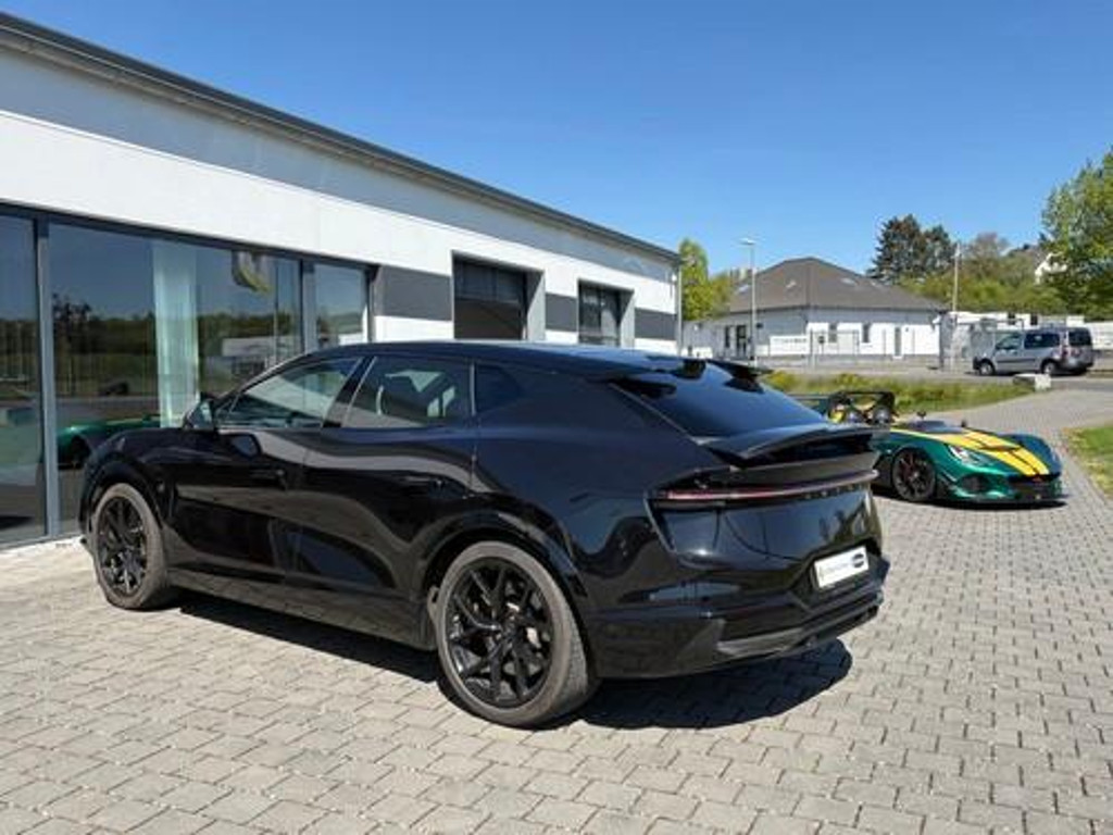 Lotus Eletre