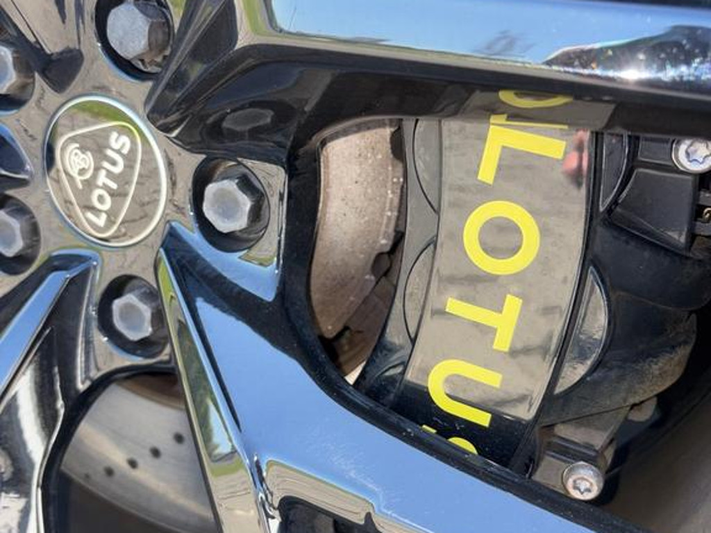 Lotus Eletre