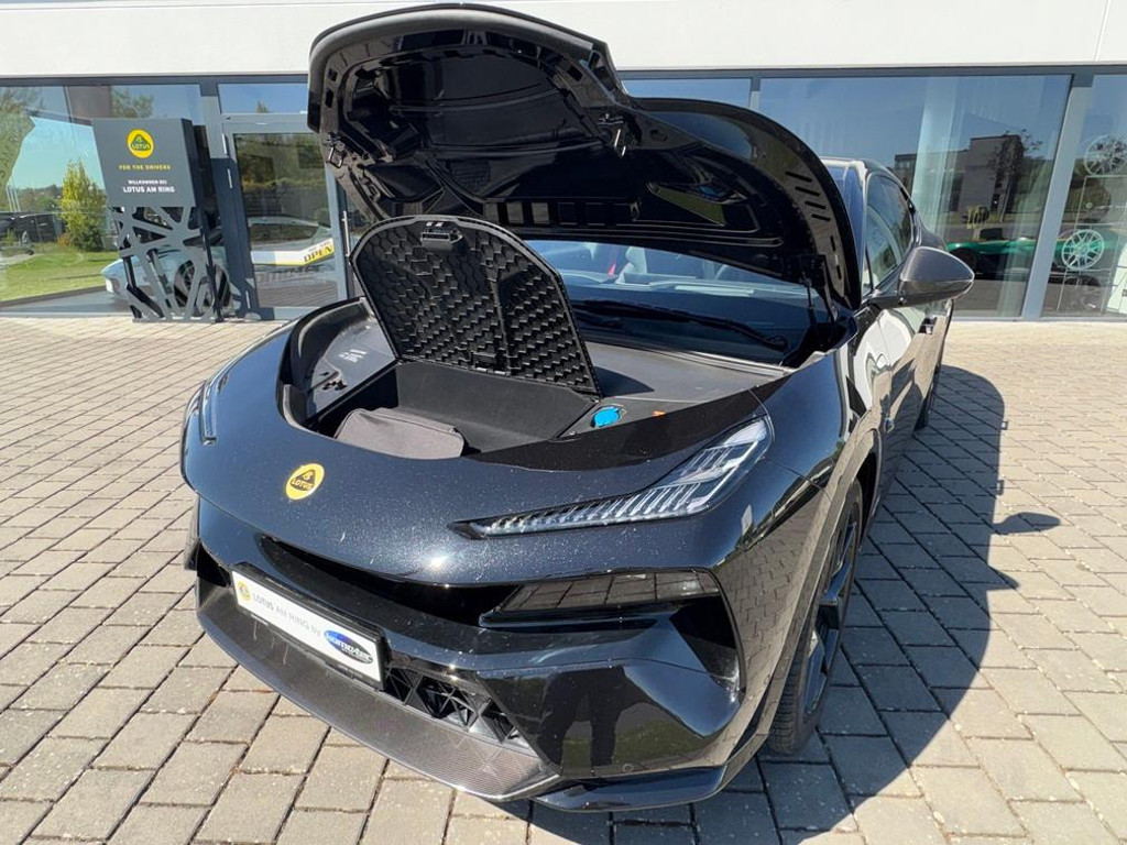 Lotus Eletre