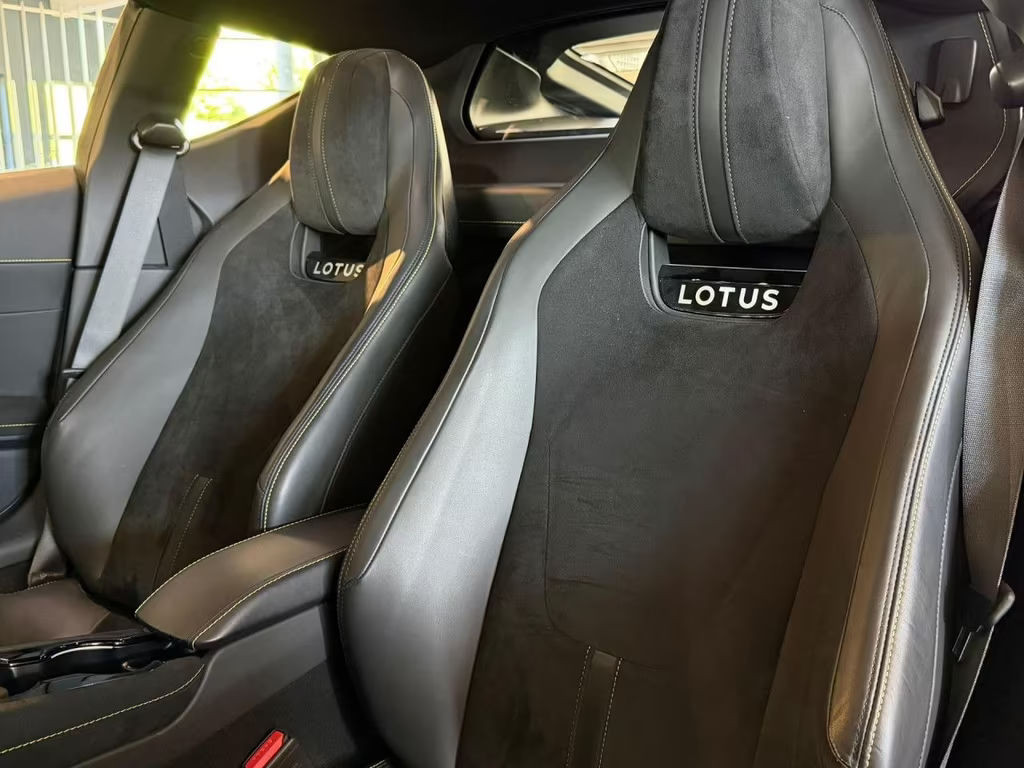 Lotus Emira