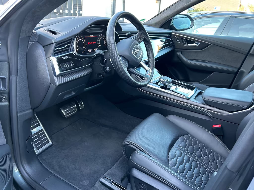 Audi RS Q8