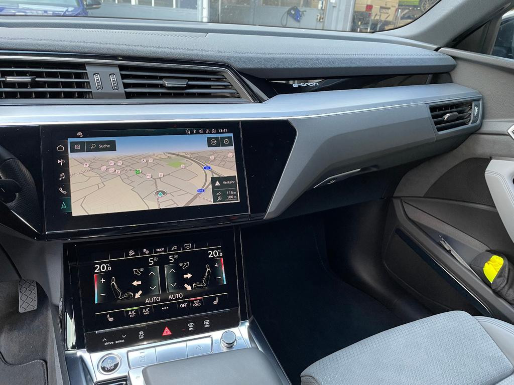 Audi e-tron
