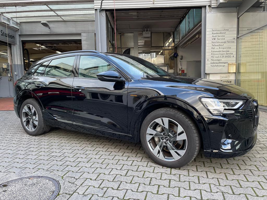 Audi e-tron