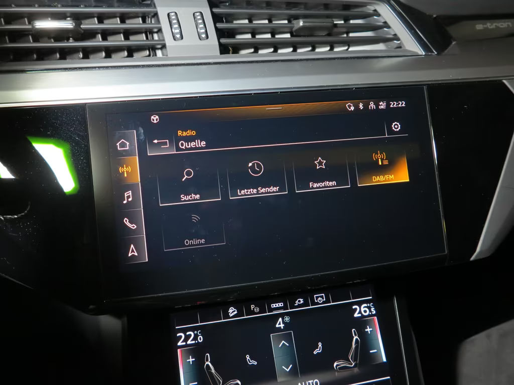 Audi e-tron