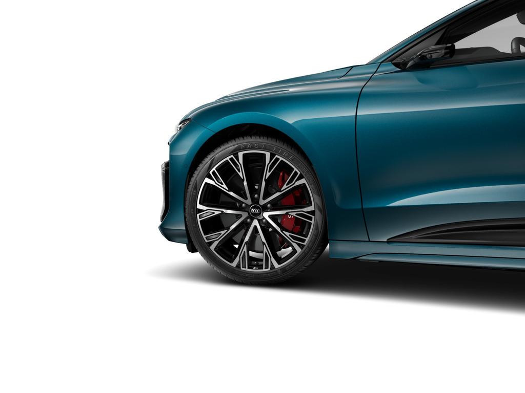 Audi S6 e-tron