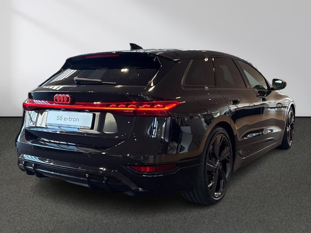 Audi S6 e-tron