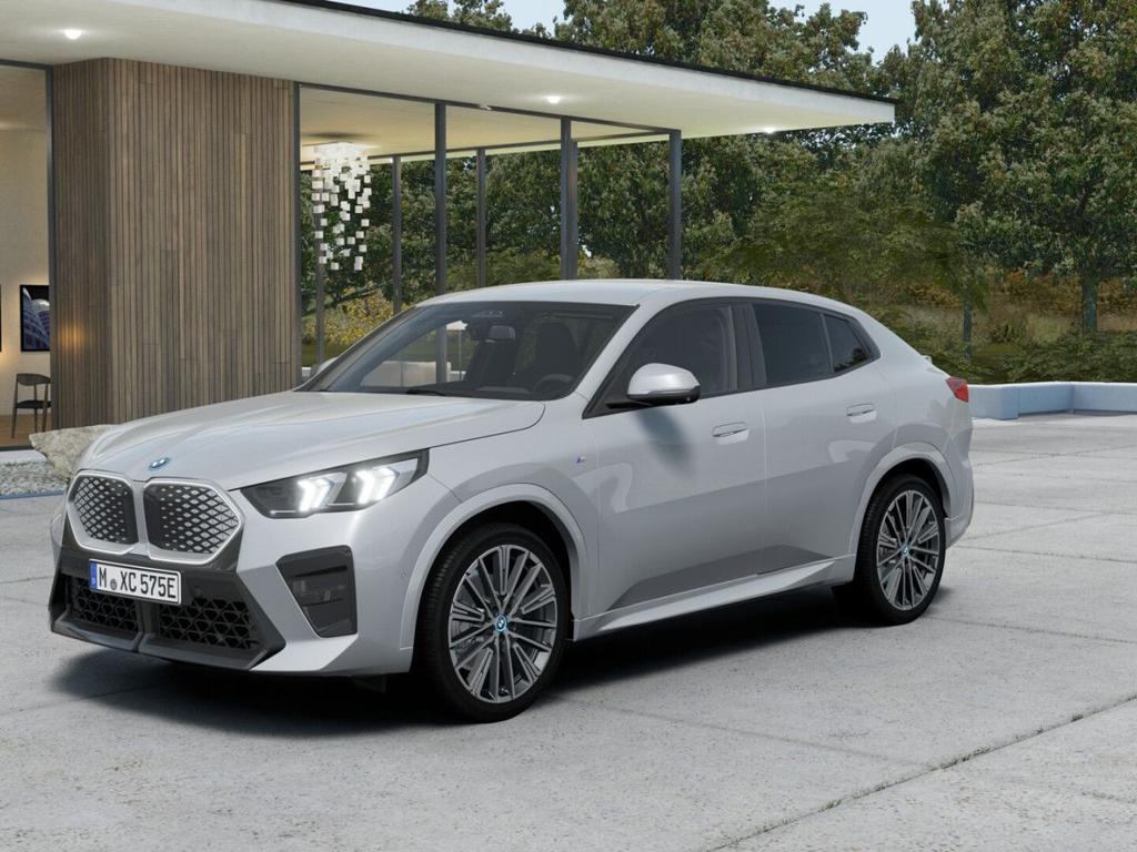 BMW iX2