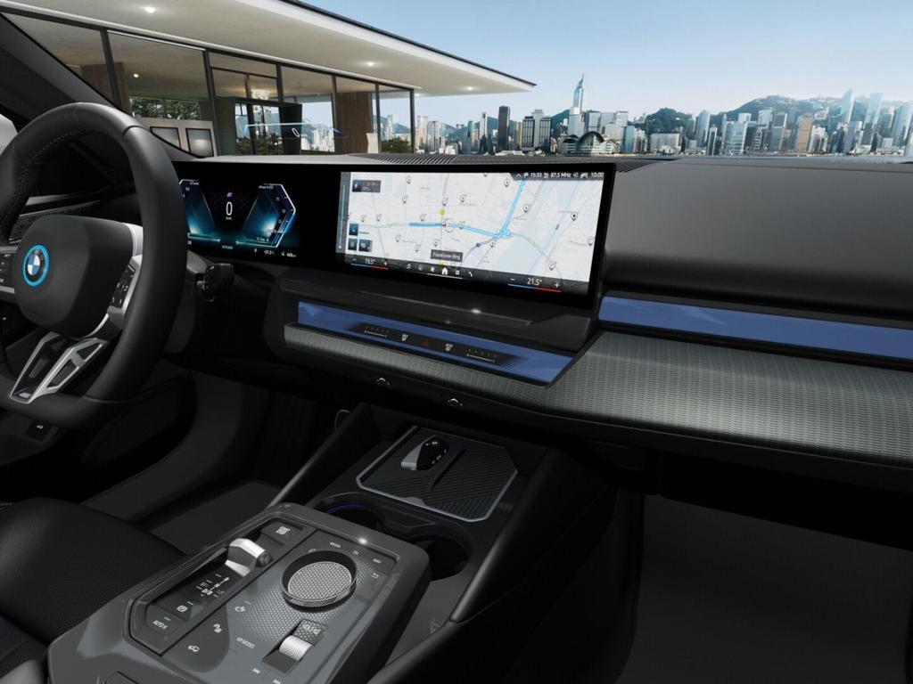 BMW i5