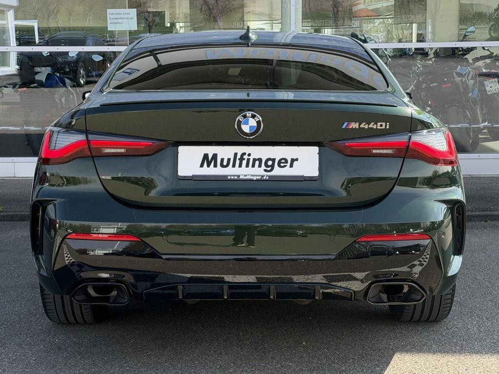 BMW M440