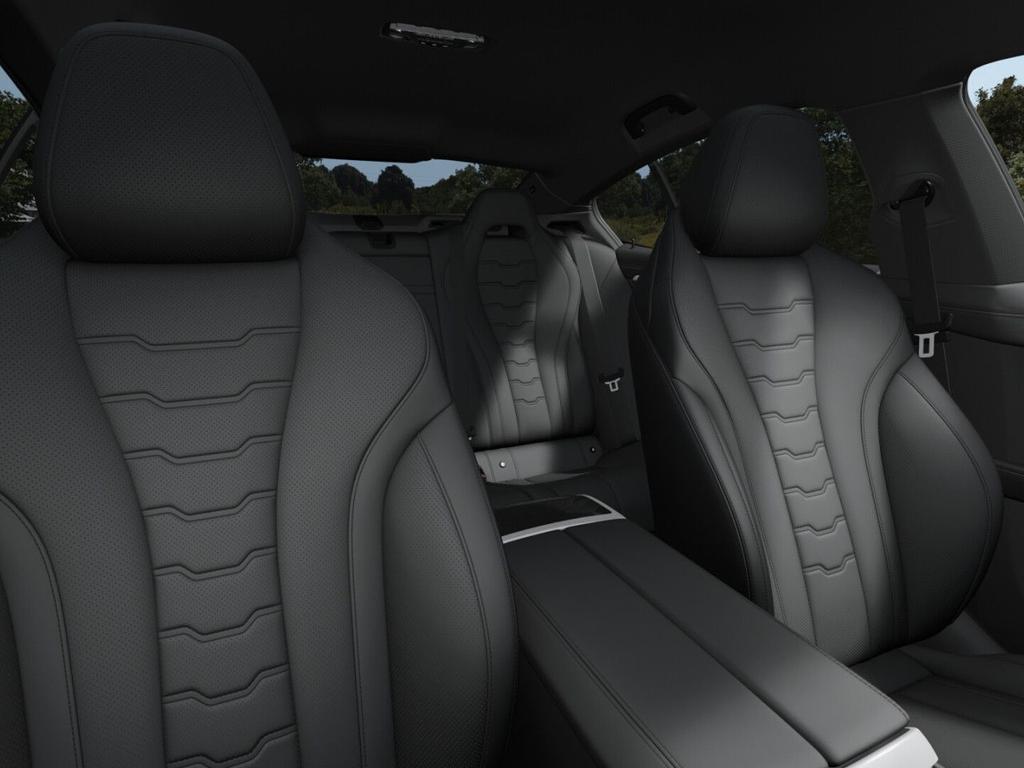 BMW M850