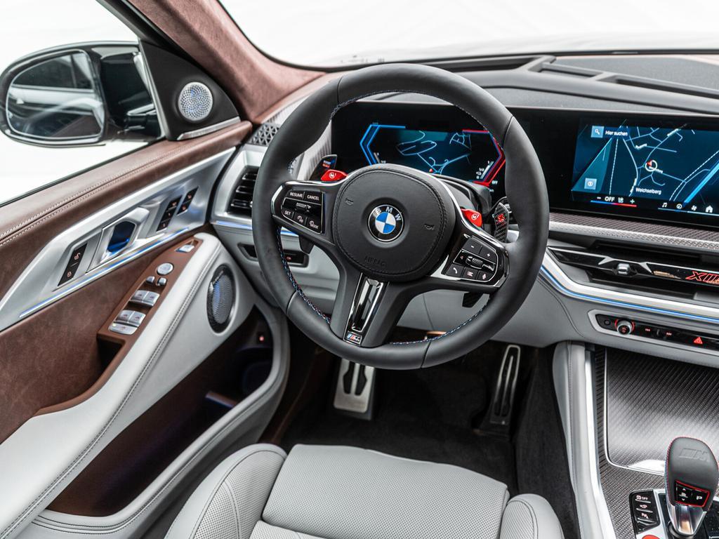 BMW XM