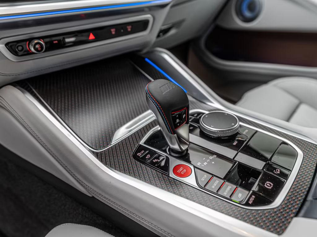 BMW XM
