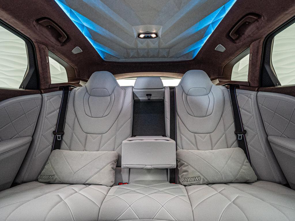 BMW XM