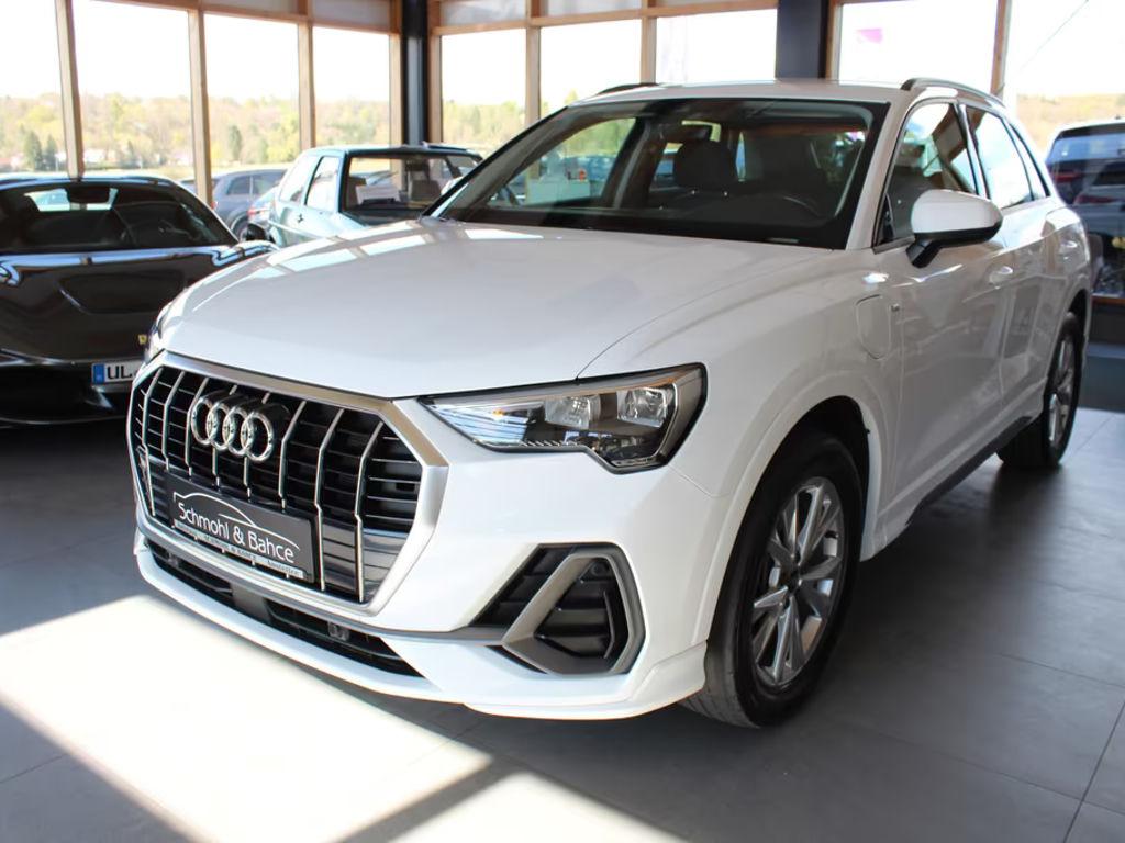 Audi Q3 2022 Hybride Benzine