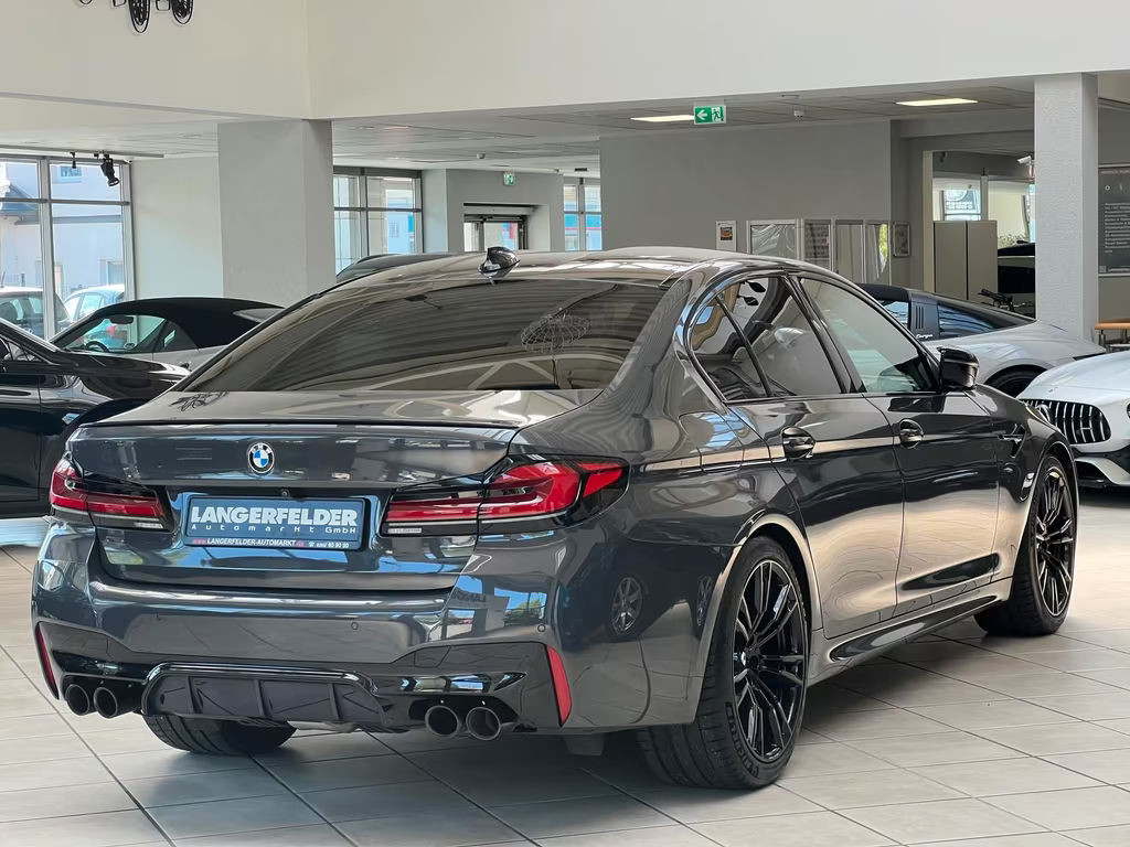 BMW M5