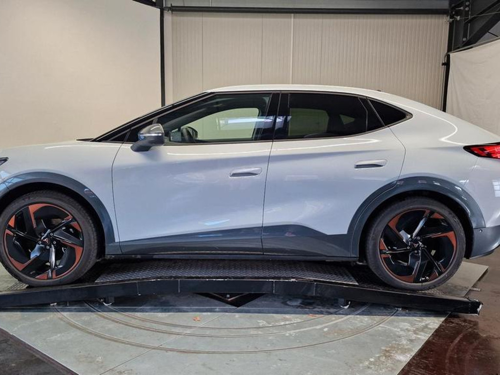 Cupra Tavascan