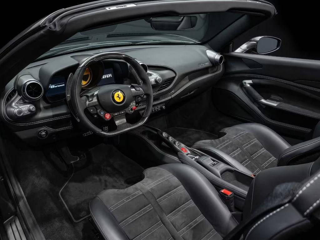 Ferrari F8