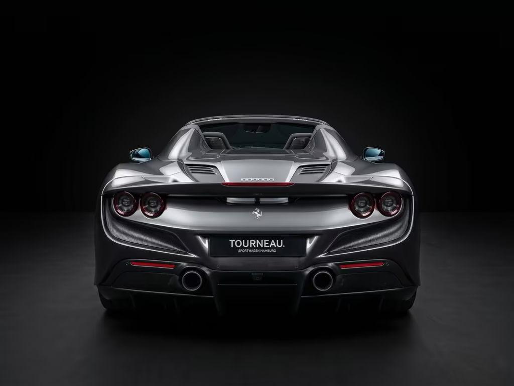 Ferrari F8