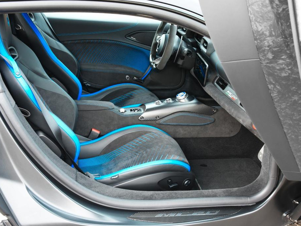 Maserati MC20