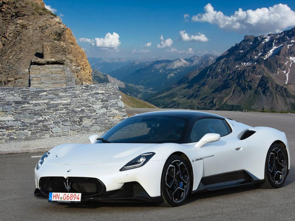Maserati MC20