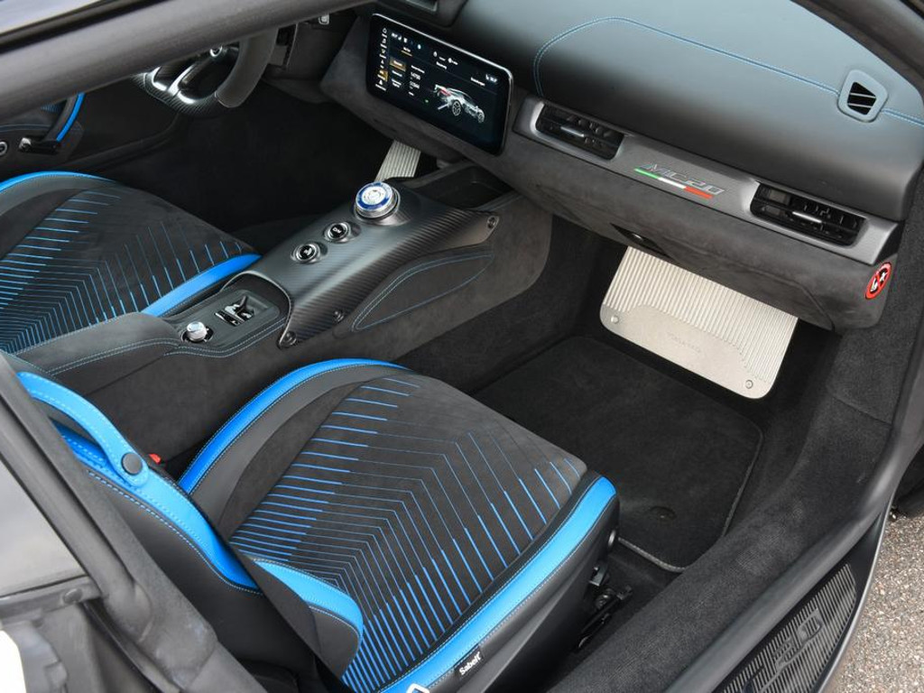 Maserati MC20