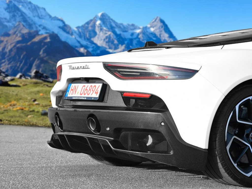 Maserati MC20