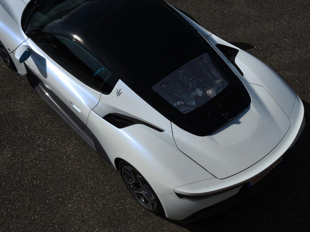 Maserati MC20