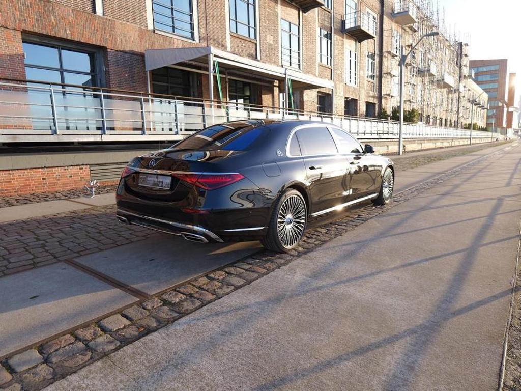 Mercedes-Benz S-Klasse