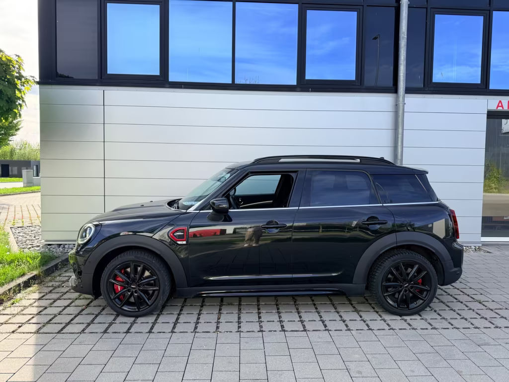 Mini John Cooper Works Countryman 2023 Benzine