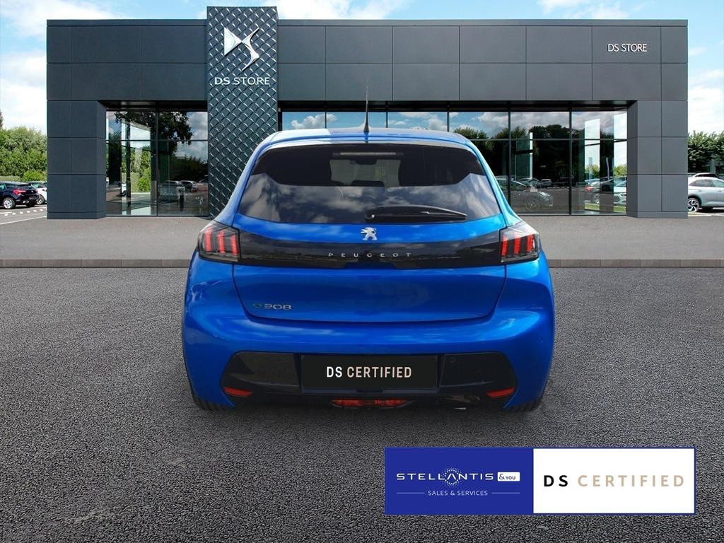 Peugeot e-208