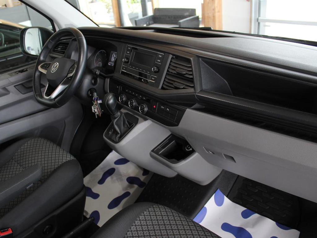 Volkswagen Caravelle