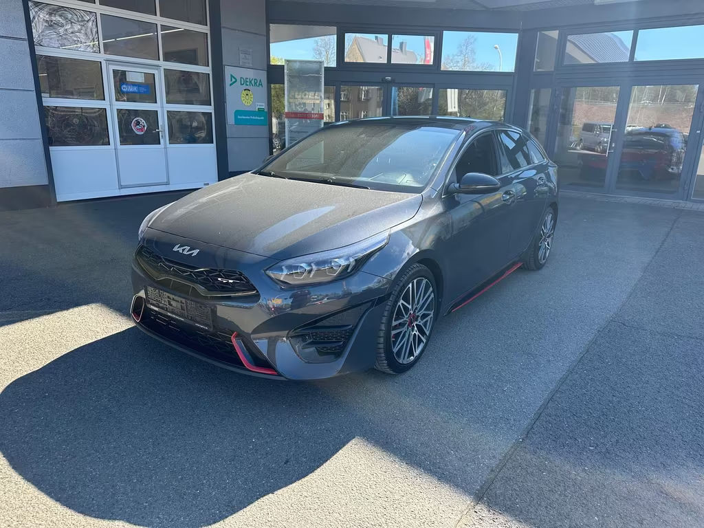 Kia ProCeed