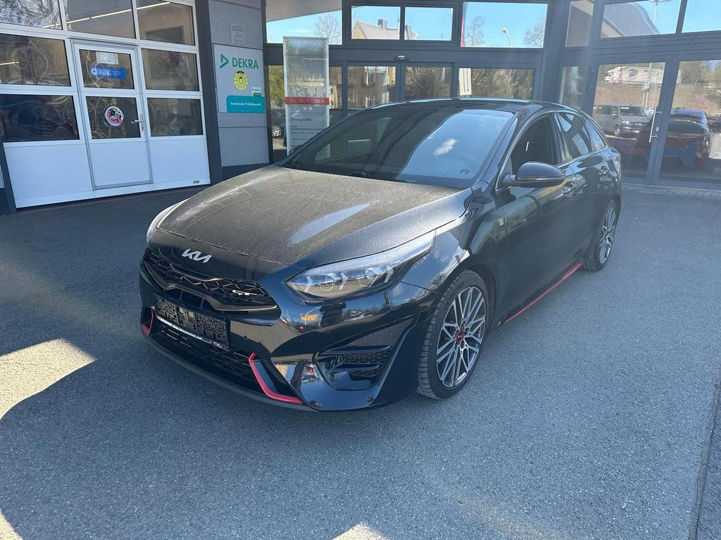 Kia ProCeed