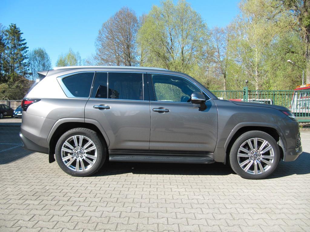 Lexus LX-Serie