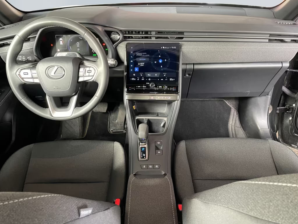 Lexus LBX