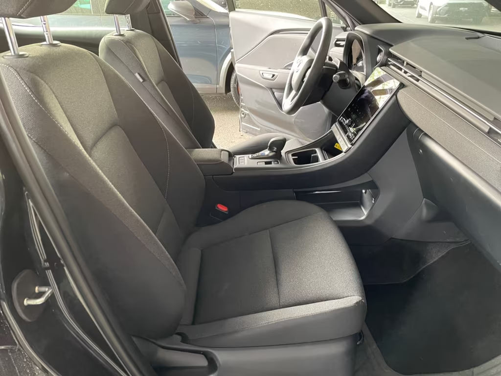 Lexus LBX