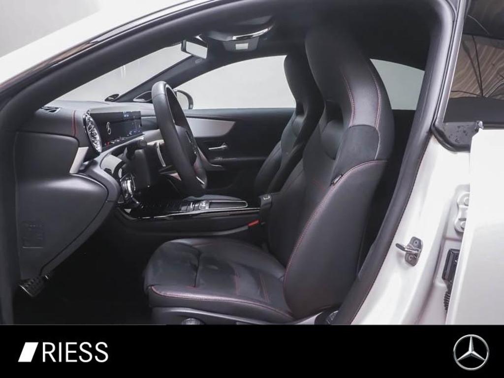 Mercedes-Benz CLA-Klasse 2025 Benzine
