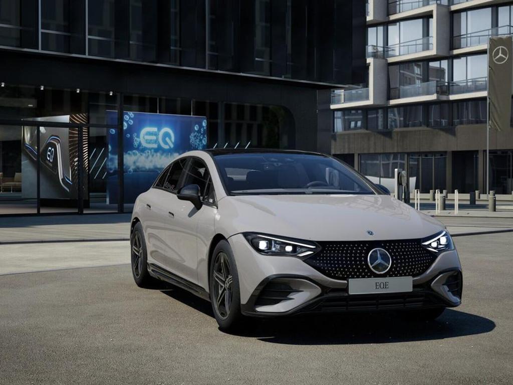 Mercedes-Benz EQE