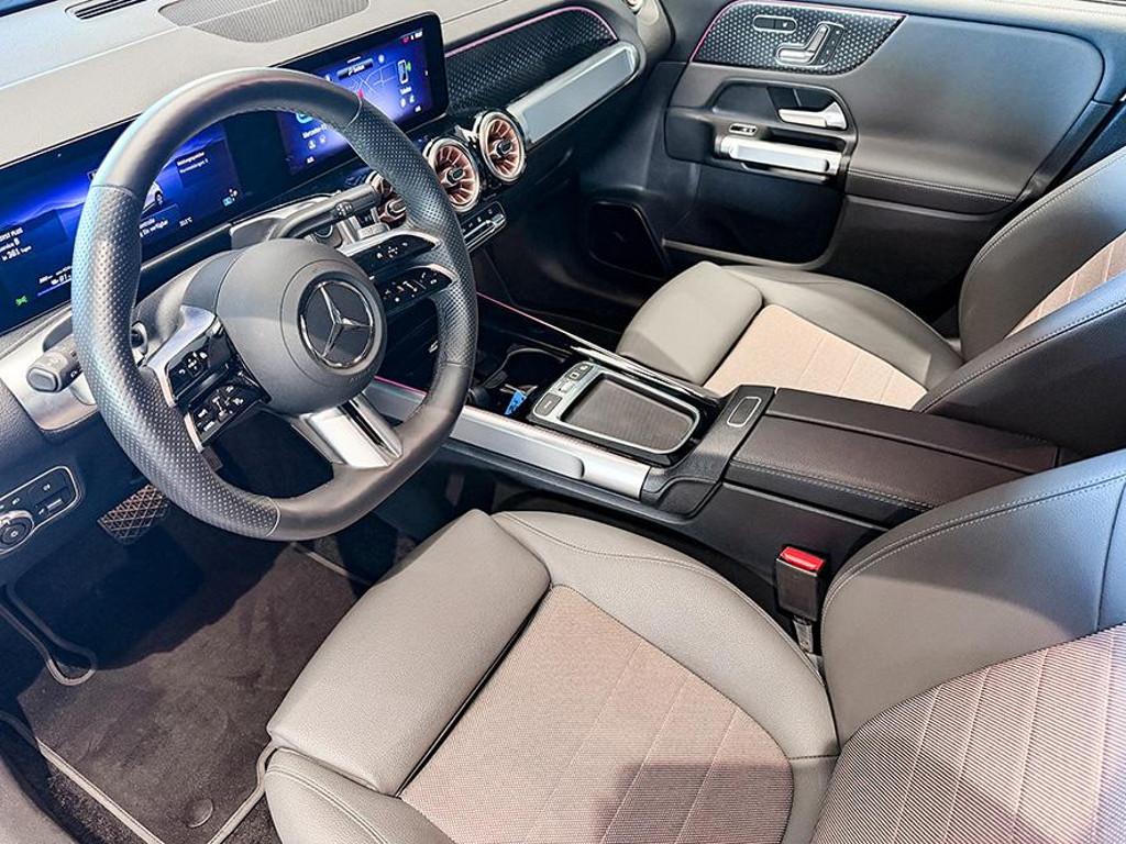 Mercedes-Benz EQB