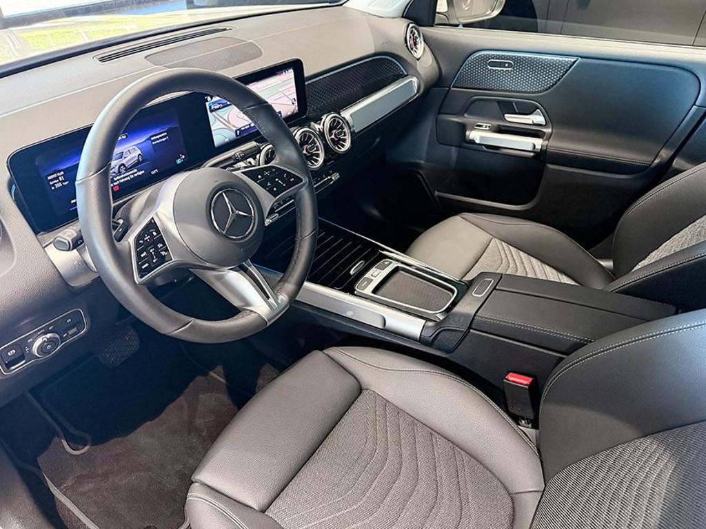 Mercedes-Benz EQB