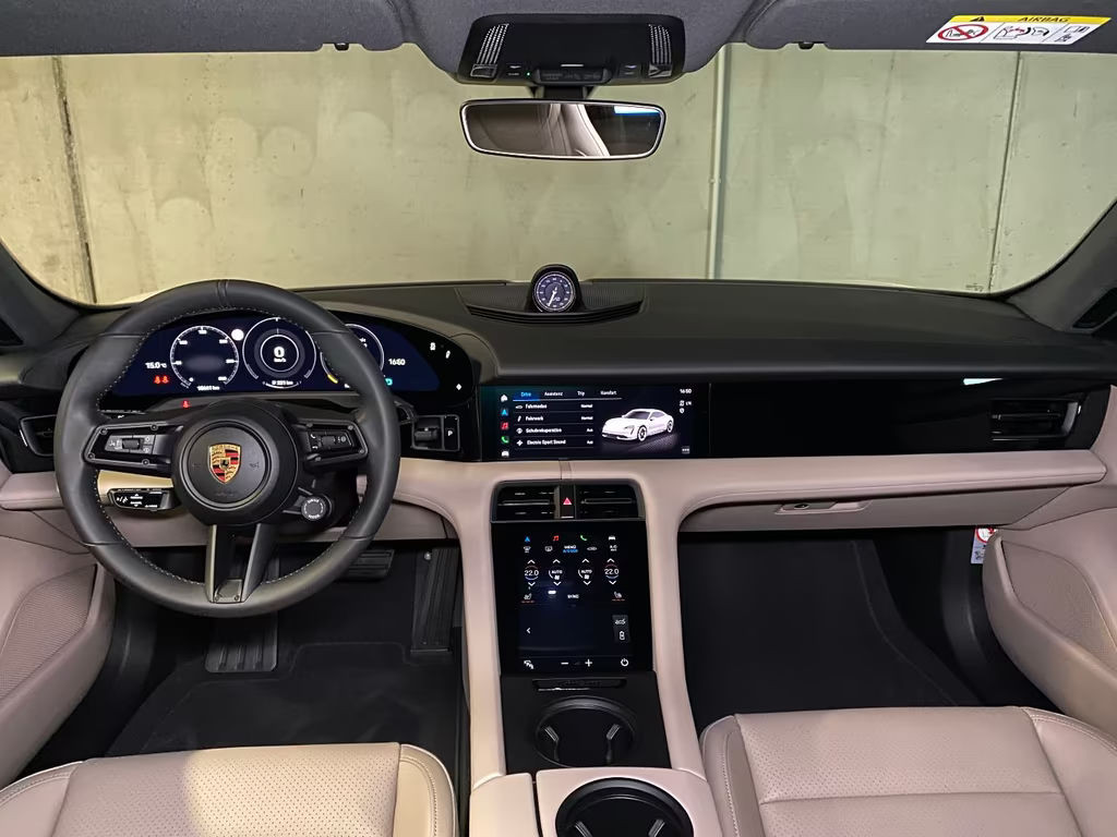 Porsche Taycan