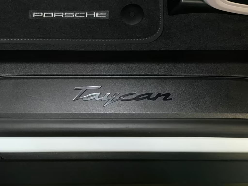 Porsche Taycan