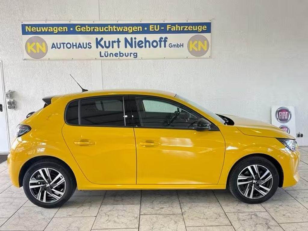 Peugeot 208 2022 Benzine