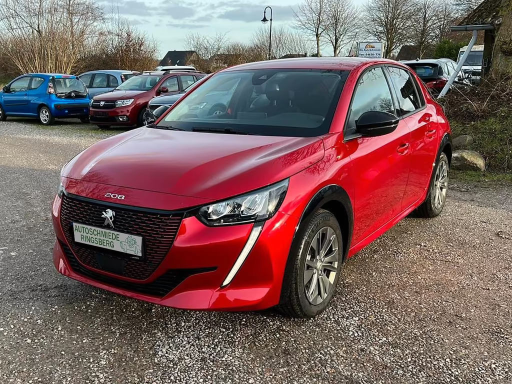 Peugeot e-208
