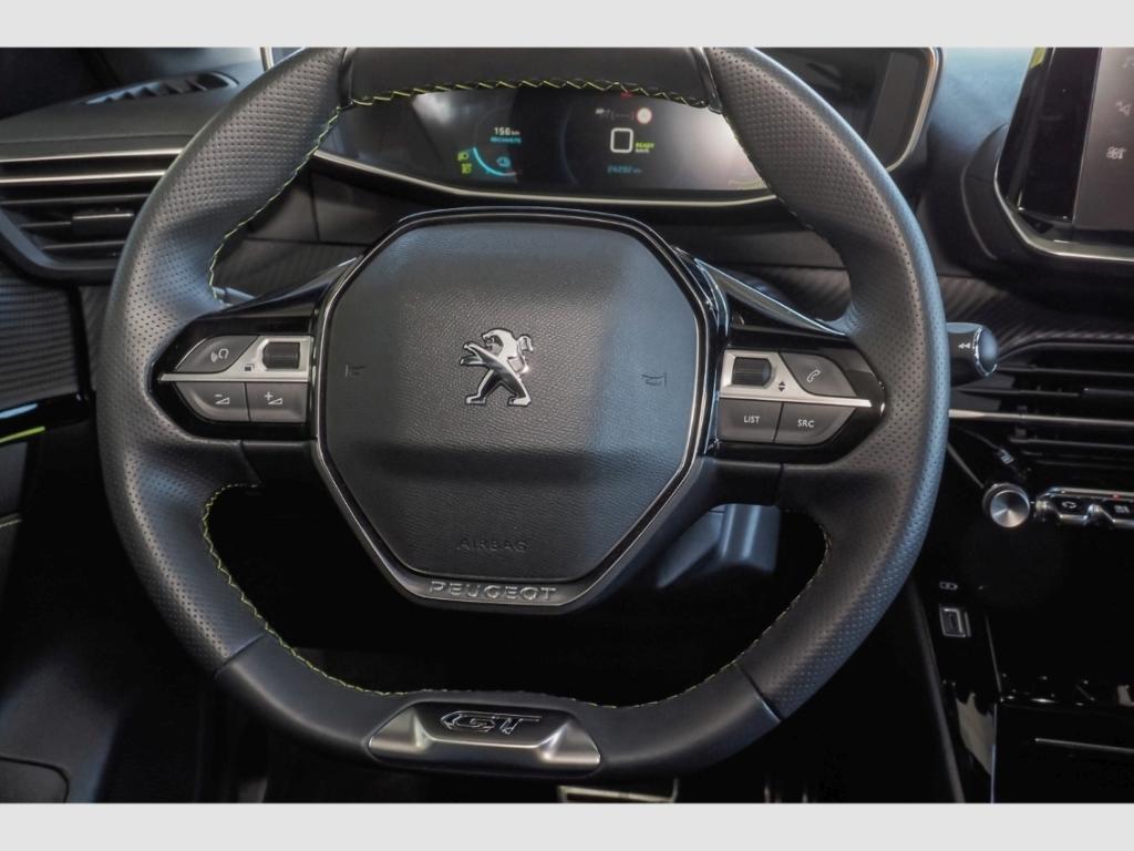 Peugeot e-208