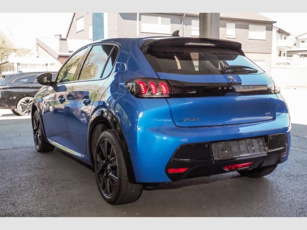 Peugeot e-208